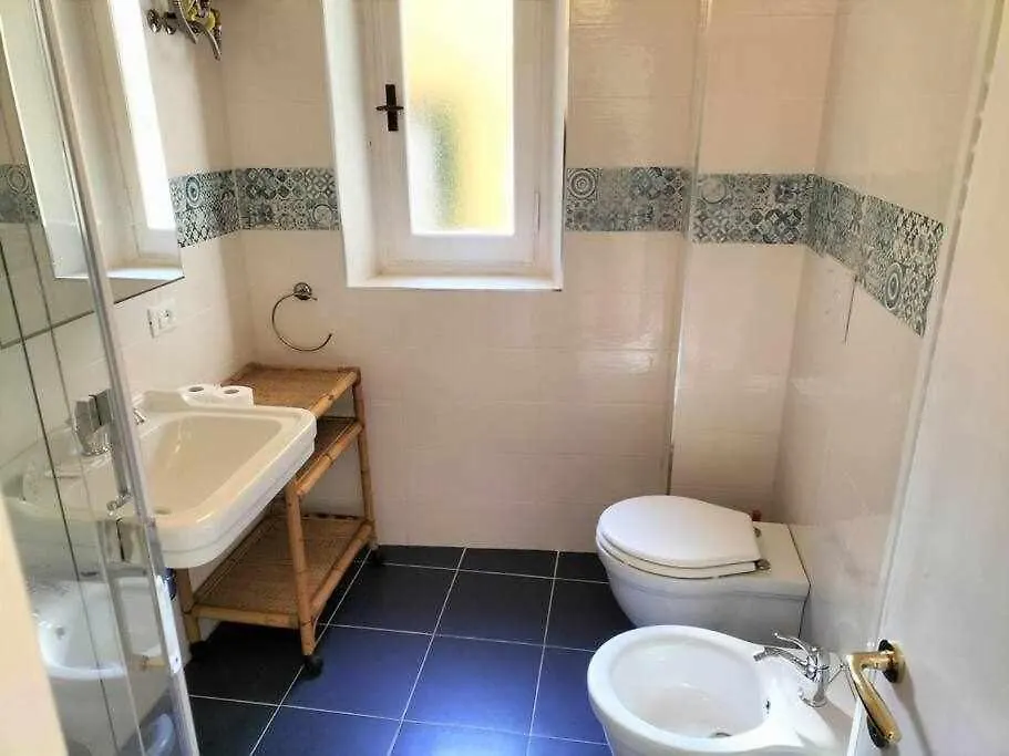 Malenchini 1 Apartment Florence