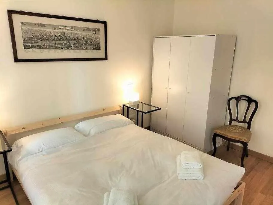 Malenchini 1 Apartment Florence